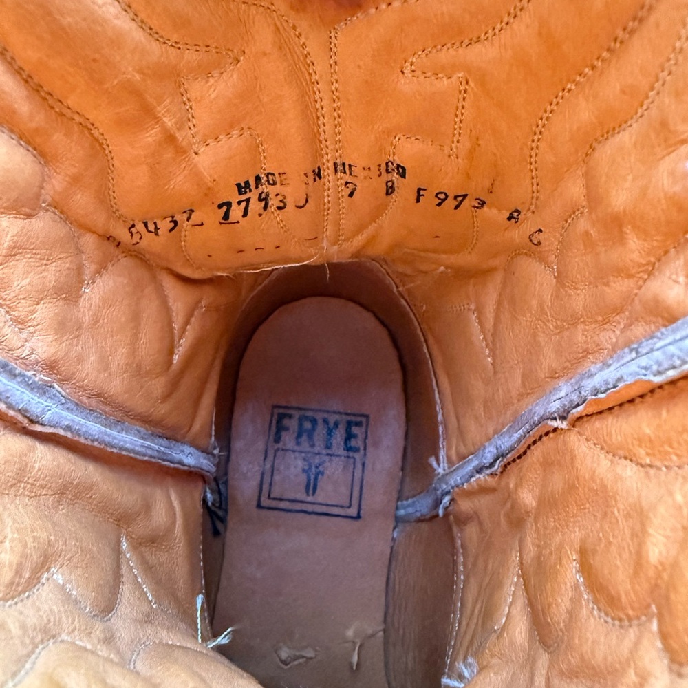 Retro Frye Women’s Western Cowboy Boots, Size 9B, Mexico-made, Distressed - Picture 9 of 10